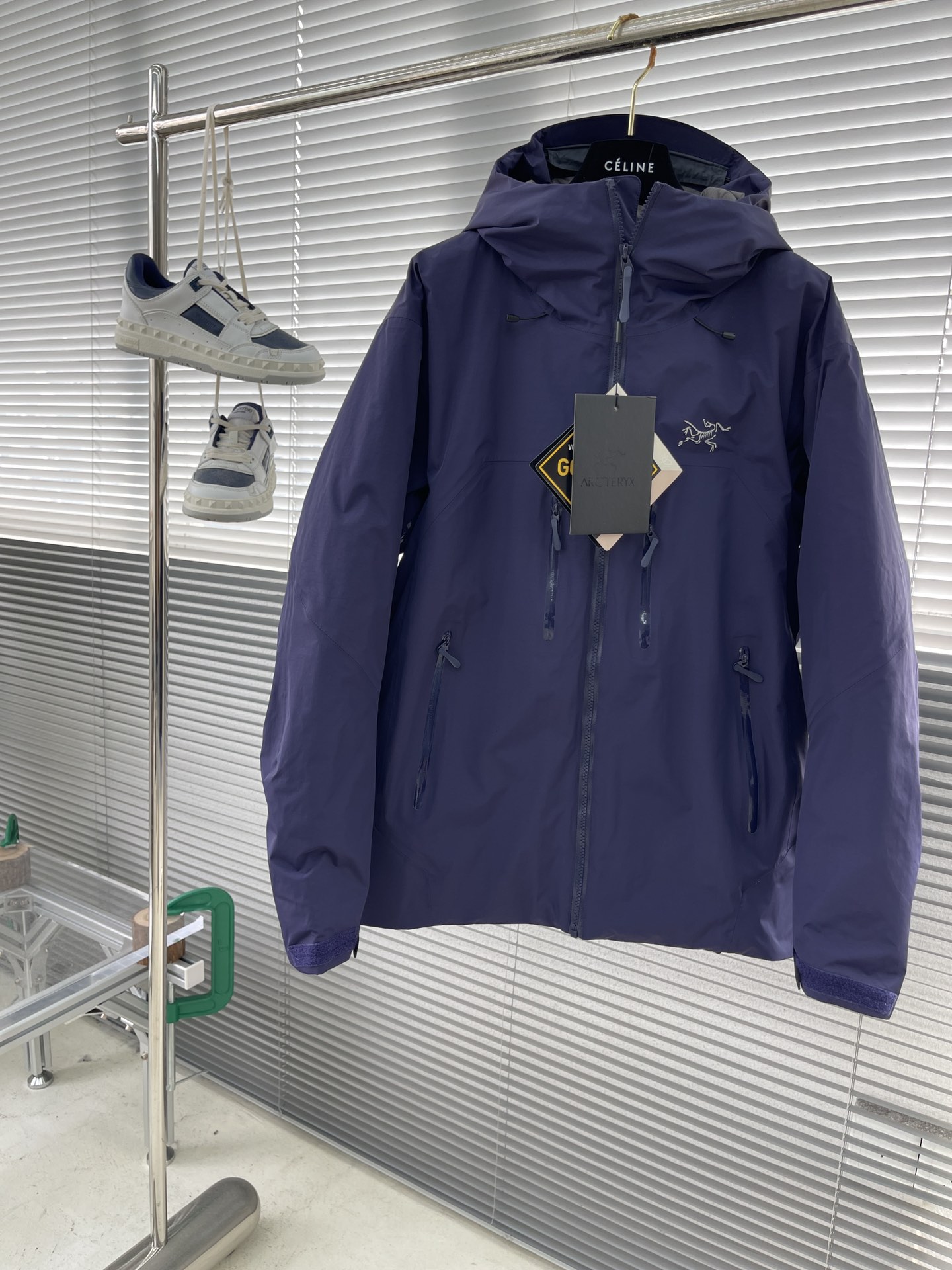 -🐦 鸟家 硬壳连帽中长款情侣防风羽绒服，采用定制五金辅料，无缝压胶，立体logo，90白鸭绒 最新科技