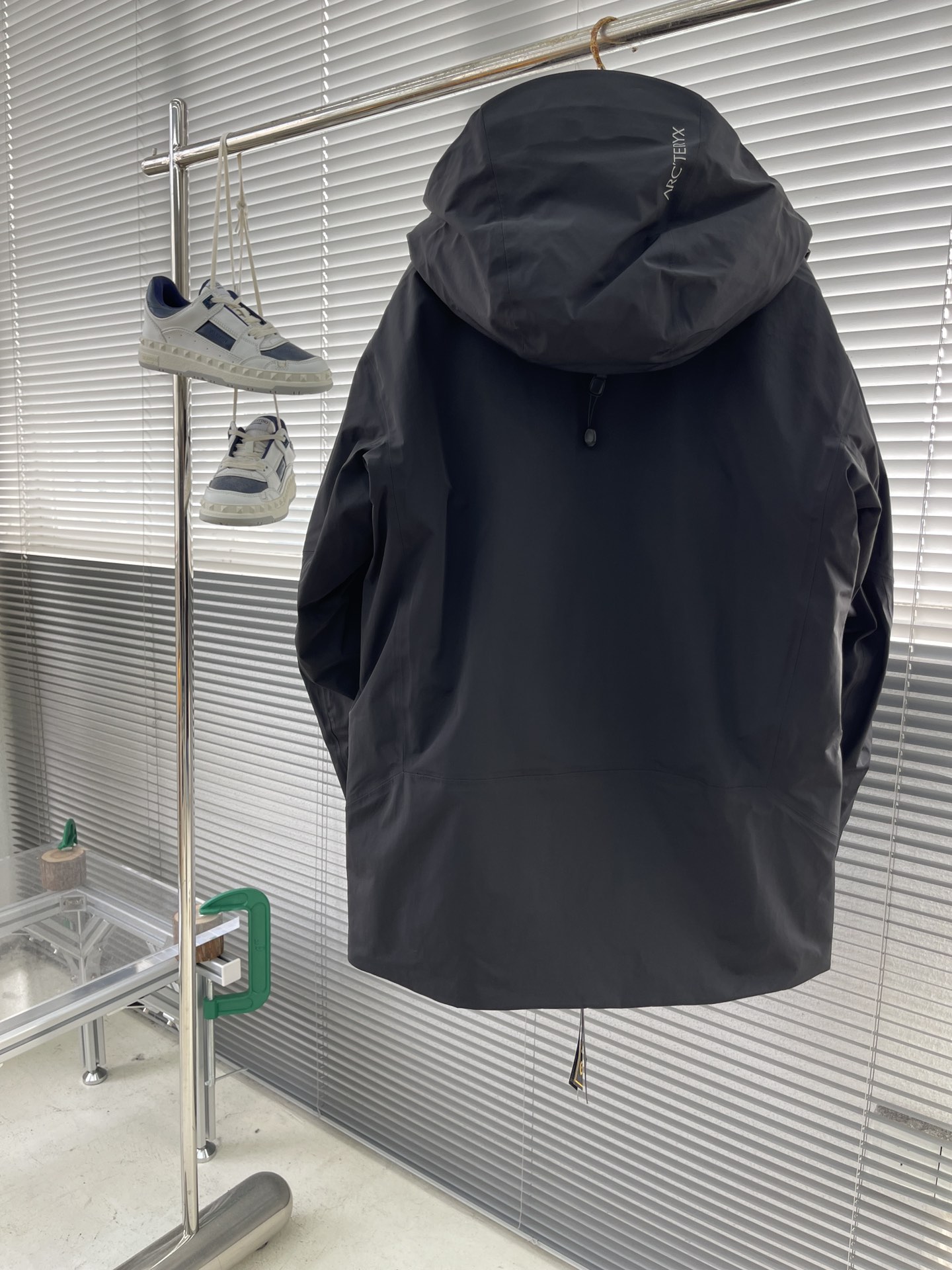 -🐦 鸟家 硬壳连帽中长款情侣防风羽绒服，采用定制五金辅料，无缝压胶，立体logo，90白鸭绒 最新科技