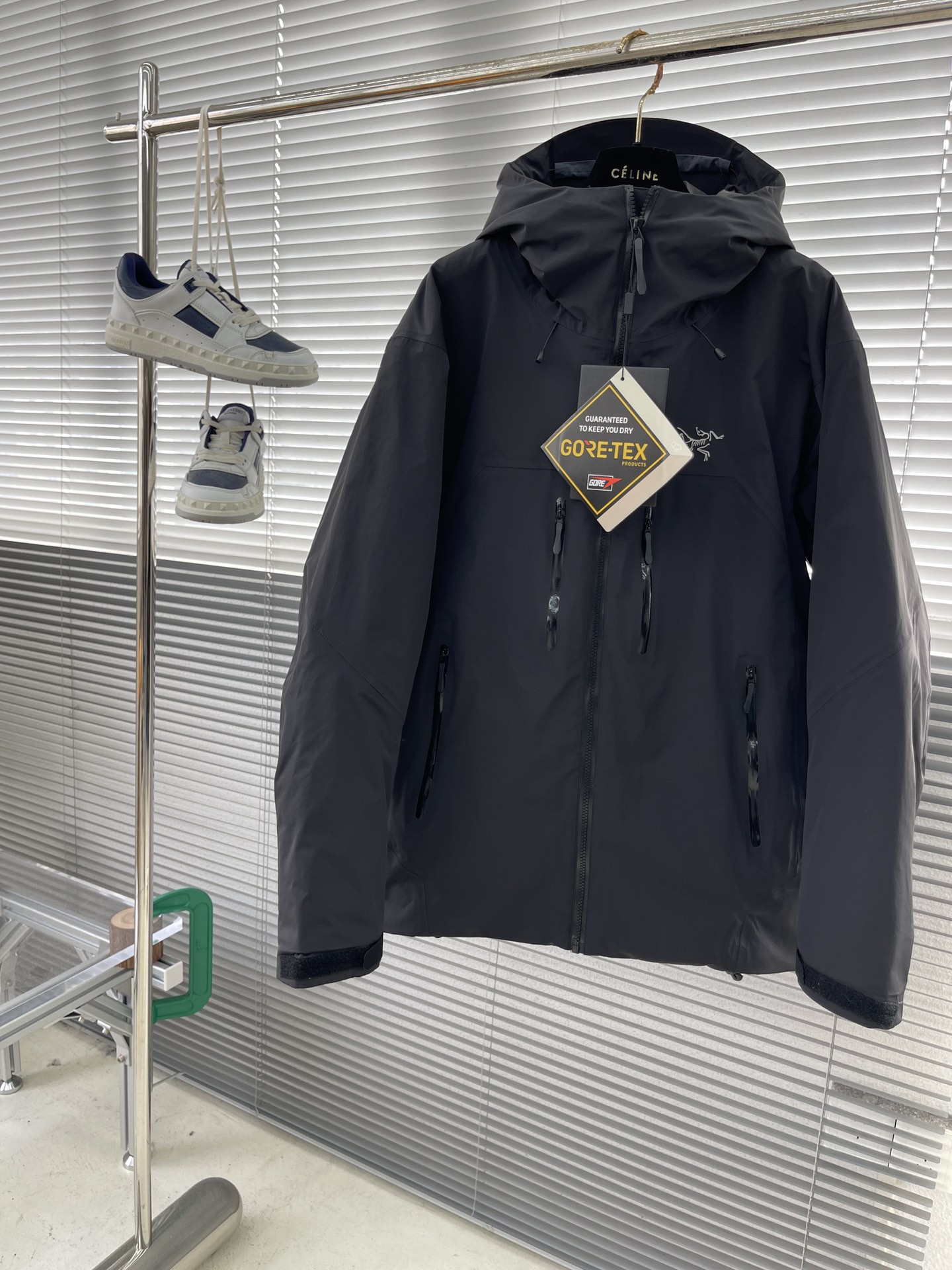 -🐦 鸟家 硬壳连帽中长款情侣防风羽绒服，采用定制五金辅料，无缝压胶，立体logo，90白鸭绒 最新科技