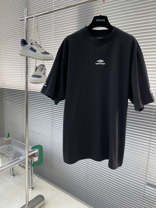 Balenciaga 3B Sports Icon Embroidered Black T-Shirt - Soft & Comfortable 1 Balenciaga 3B Sports Icon Embroidered Black T-Shirt - Soft & Comfortable