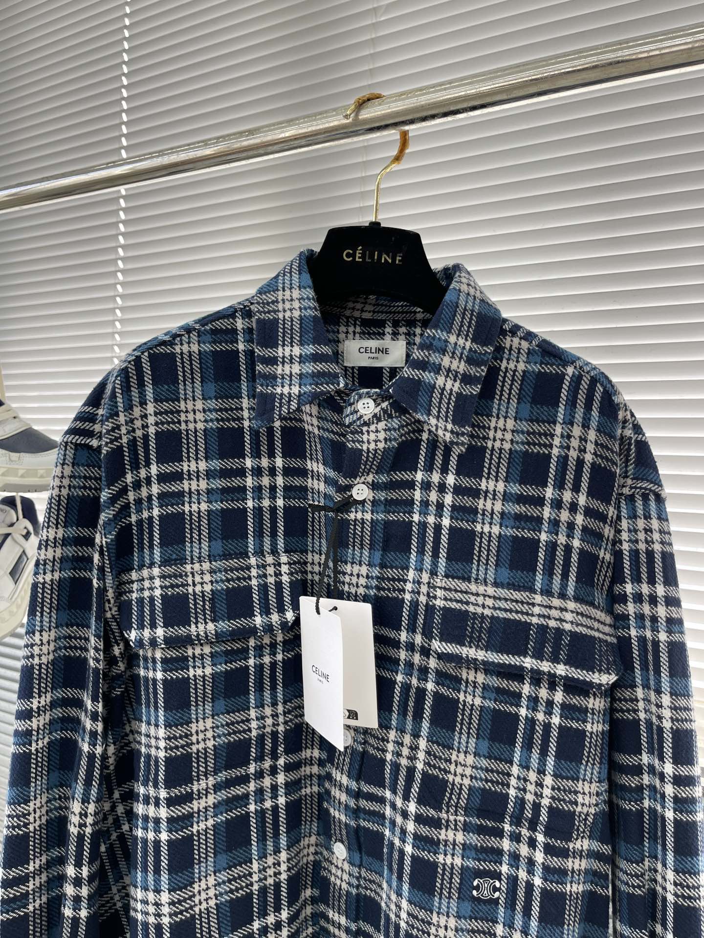 -Celin 凯旋门短茄克衫定制1:1 纯棉色织磨毛格料 纹理清晰 色彩鲜艳 触感细腻 以经典蓝白为主基