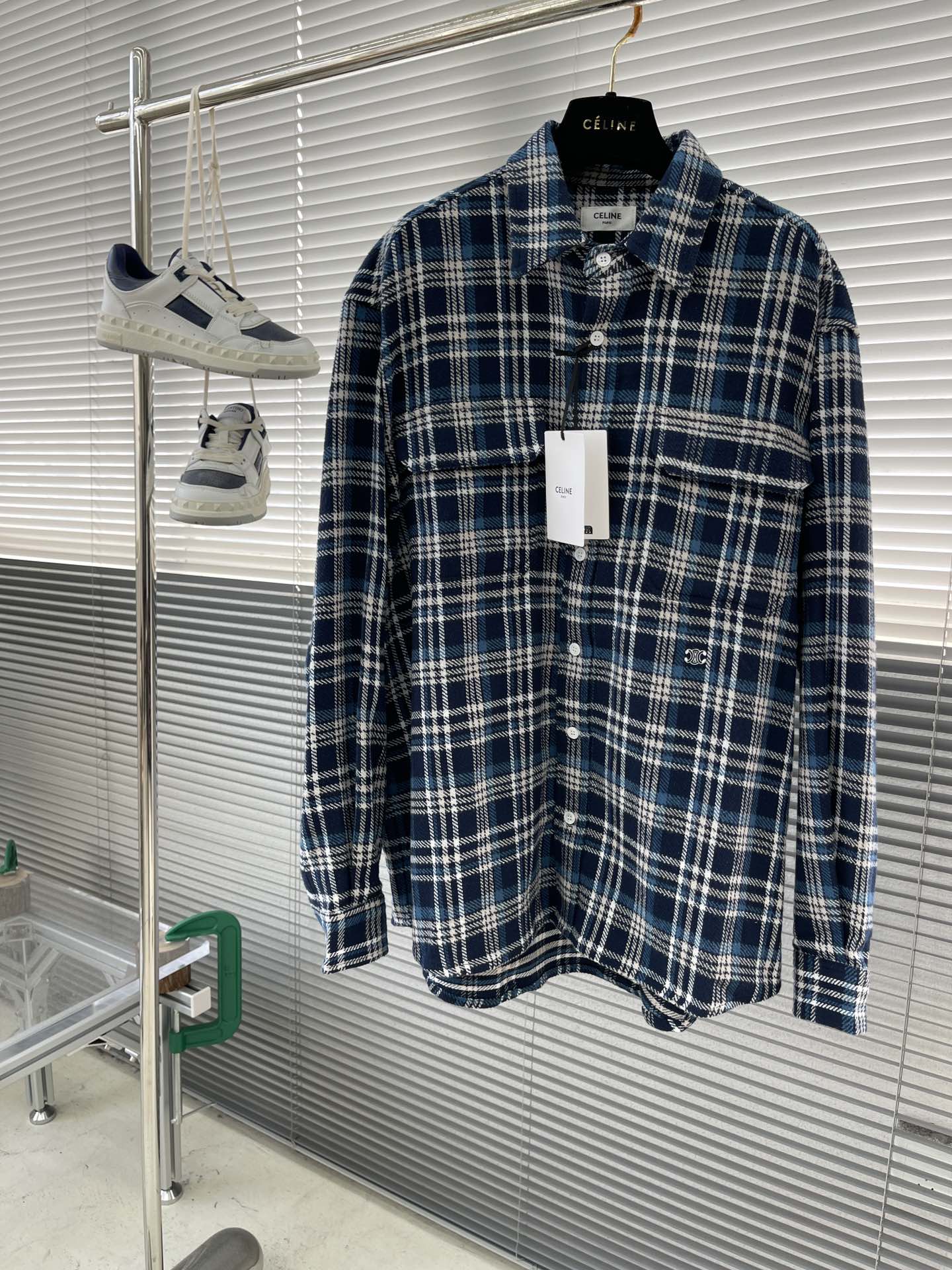 -Celin 凯旋门短茄克衫定制1:1 纯棉色织磨毛格料 纹理清晰 色彩鲜艳 触感细腻 以经典蓝白为主基