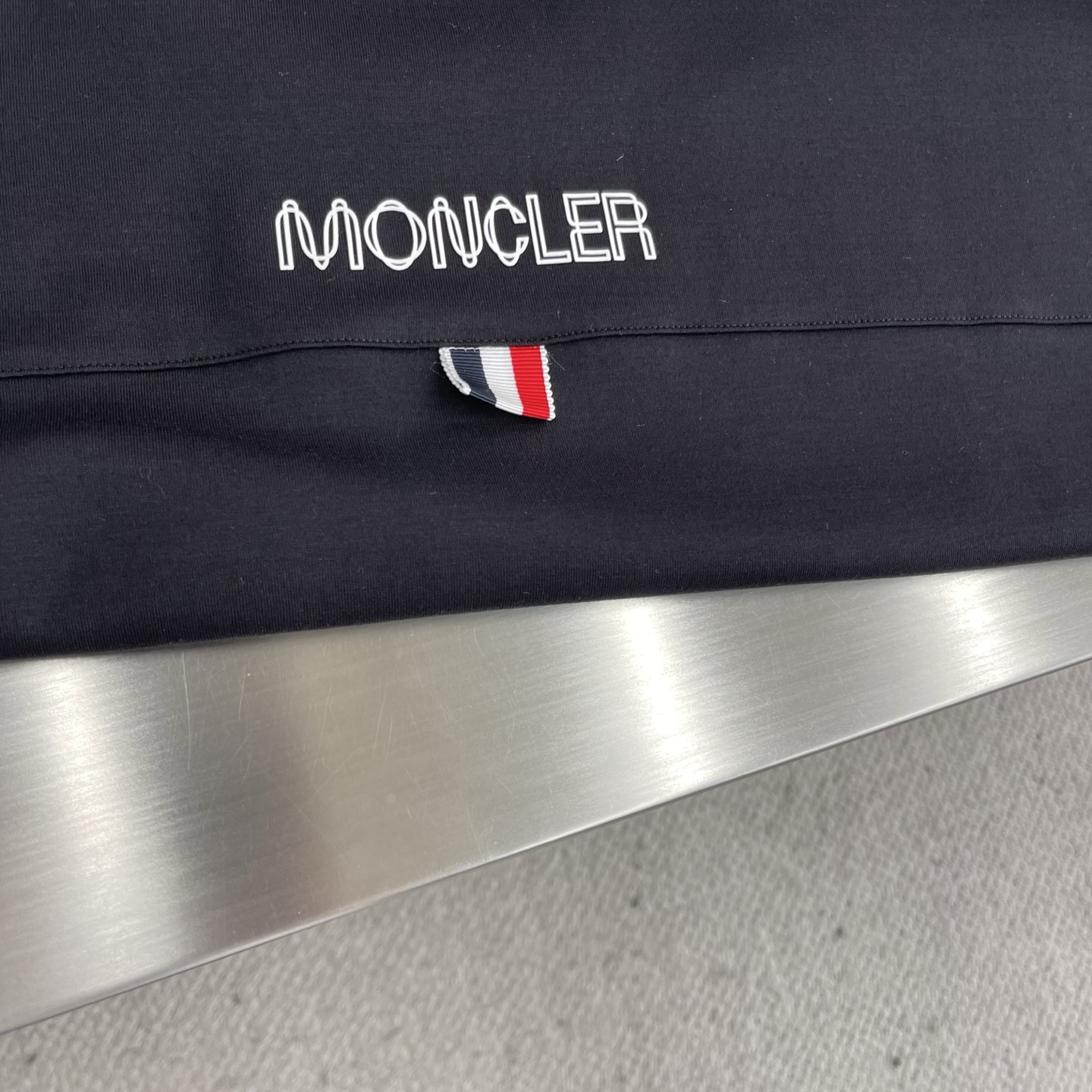 Moncler Men's Classic Fit Short Sleeve Cotton T-Shirt - Stylish and Comfortable 7 i1745502858160 3415 0 4