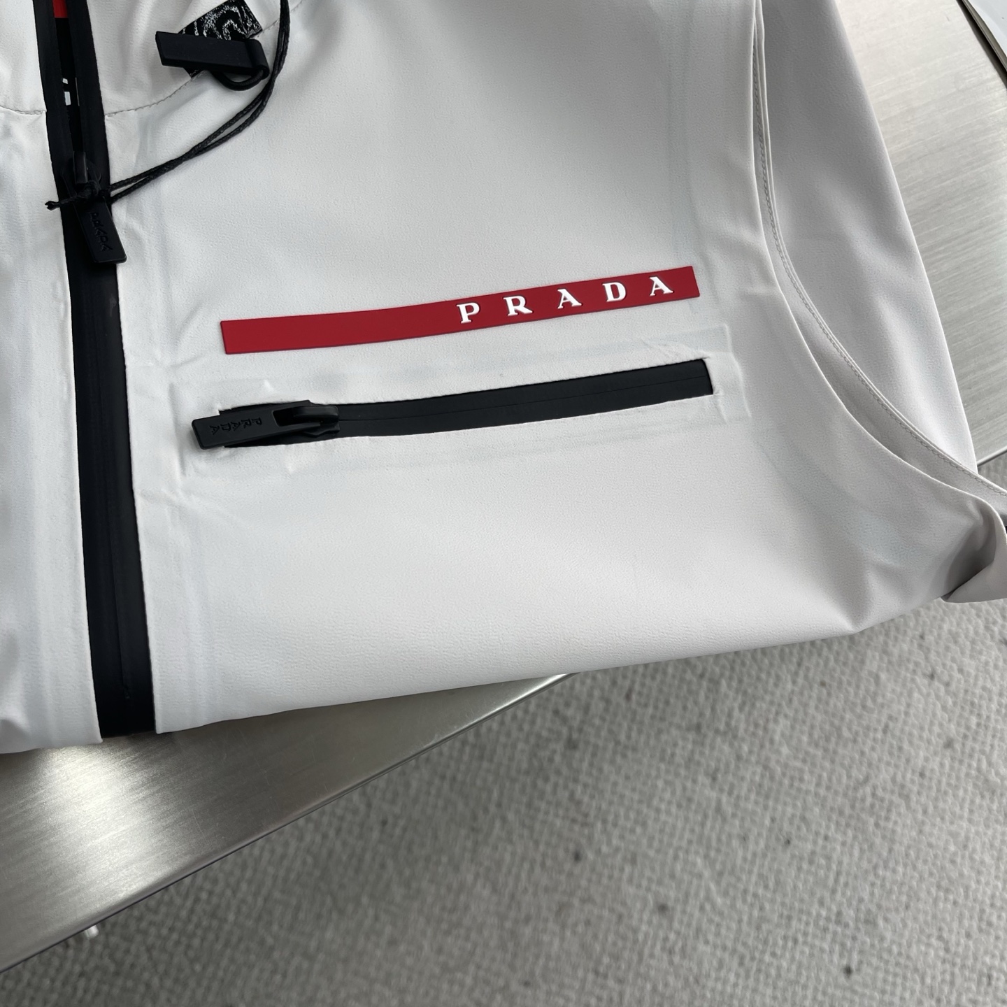 Prada Linea Rossa Vest: Fashion and Sport Fusion. Functional Design 5 i1745678324478 8641 0 1