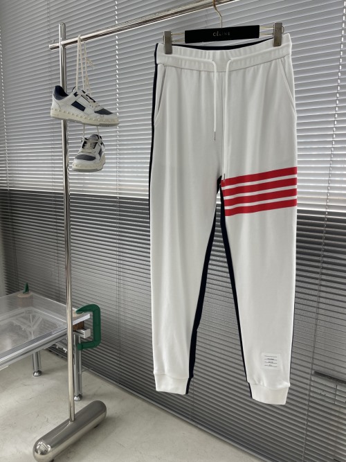 Thom Browne Men's Four-Bar Stripe White Cotton Jogger Sweatpants Trousers 1 Thom Browne Men's Four-Bar Stripe White Cotton Jogger Sweatpants Trousers