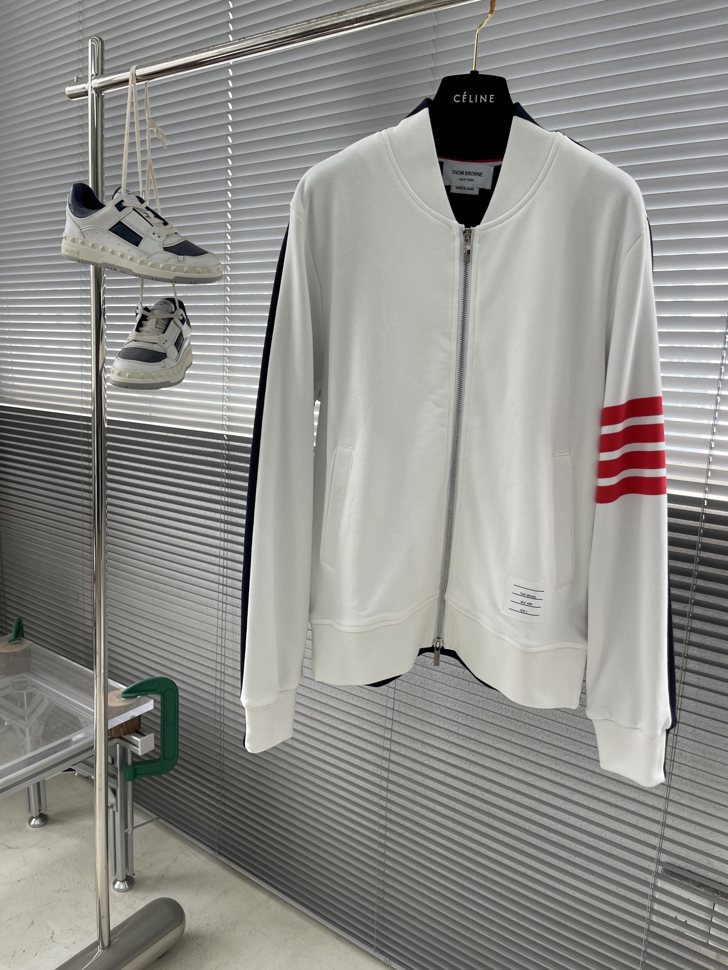 Thom Browne Four-Bar Stripe Zip-Up Jacket: A Modern, Creative Design 1 i1745817701455 4713 0 5