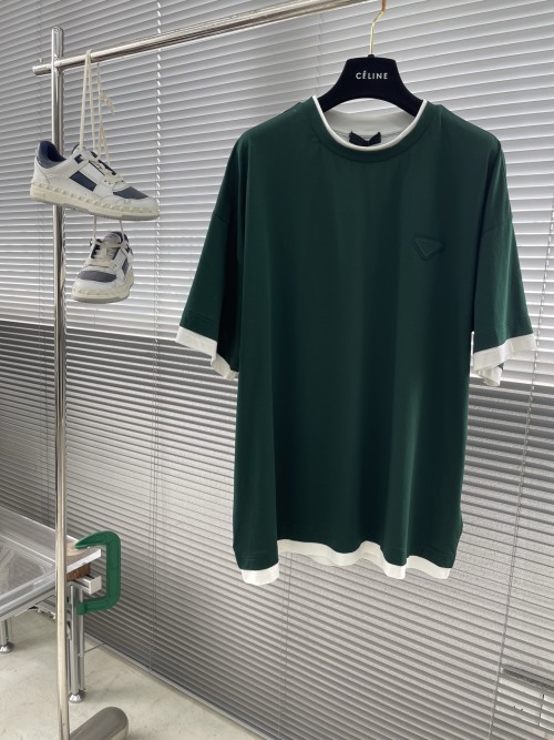 Men's Two-Tone Trim Short Sleeve T-Shirt With Double-Layered Round Neck 1 Men's Two-Tone Trim Short Sleeve T-Shirt With Double-Layered Round Neck