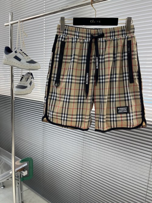Burberry Summer New Beach Shorts Set, Quick-Drying, Windproof, Lightweight 1 Burberry Summer New Beach Shorts Set, Quick-Drying, Windproof, Lightweight