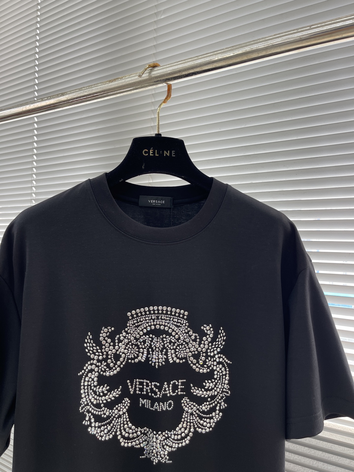 Versace 2025 Spring/Summer Rhinestone Short Sleeve T-Shirt - High Quality 2 i1745831236331 4207 0 6