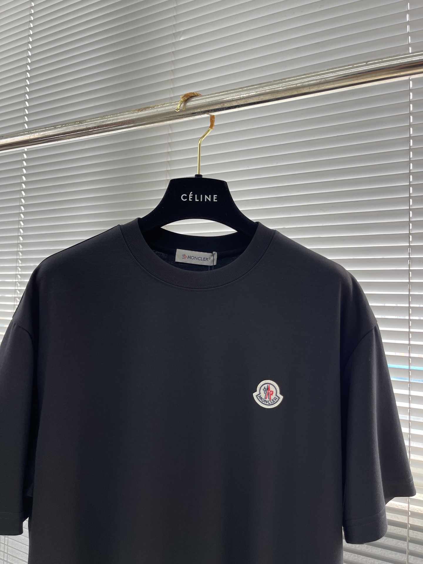 Moncler Men's Classic Fit Short Sleeve Cotton T-Shirt - Stylish and Comfortable 3 i1745831429694 2896 0 6