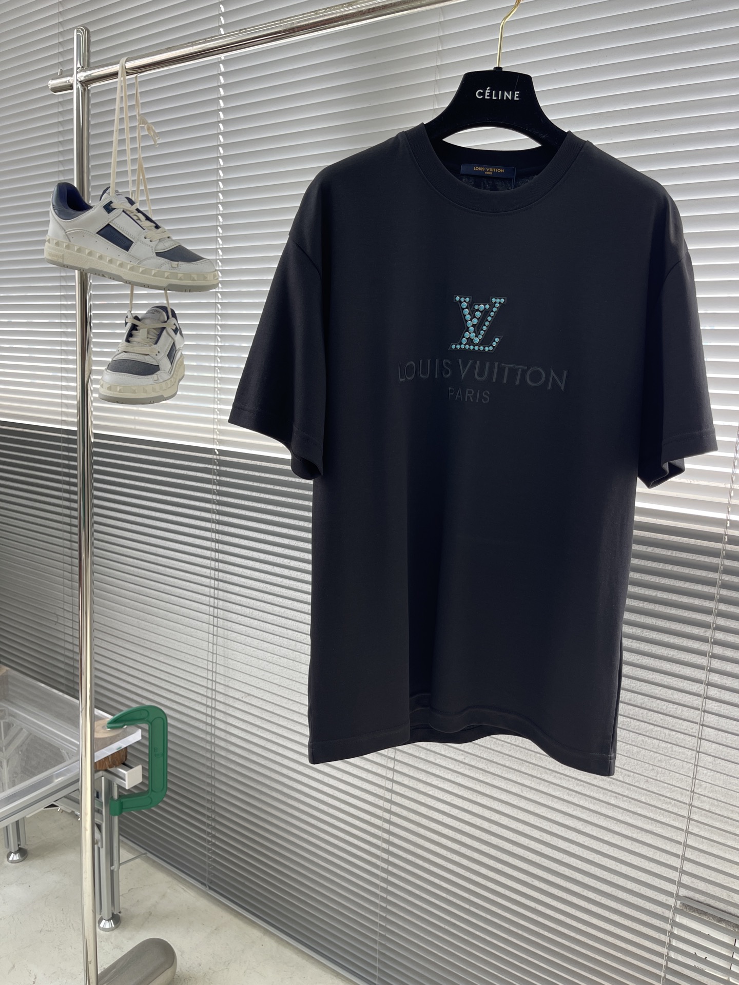 Louis Vuitton 2025 Spring/Summer Turquoise Logo T-Shirt, Unisex Style 1 i1745831506204 6448 0 5