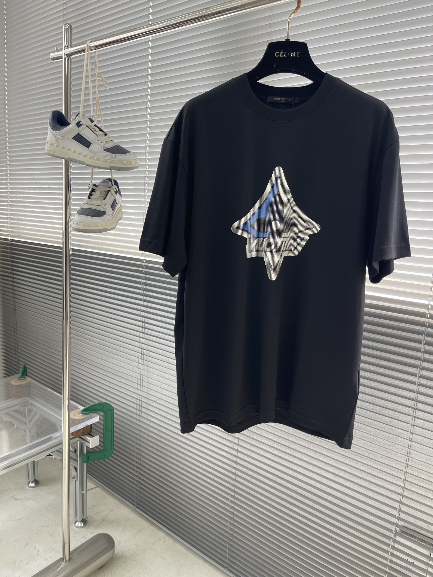Louis Vuitton 25SS Early Spring Color Block Embroidered 1V Letter T-Shirt 1 i1745832038445 3589 0 5
