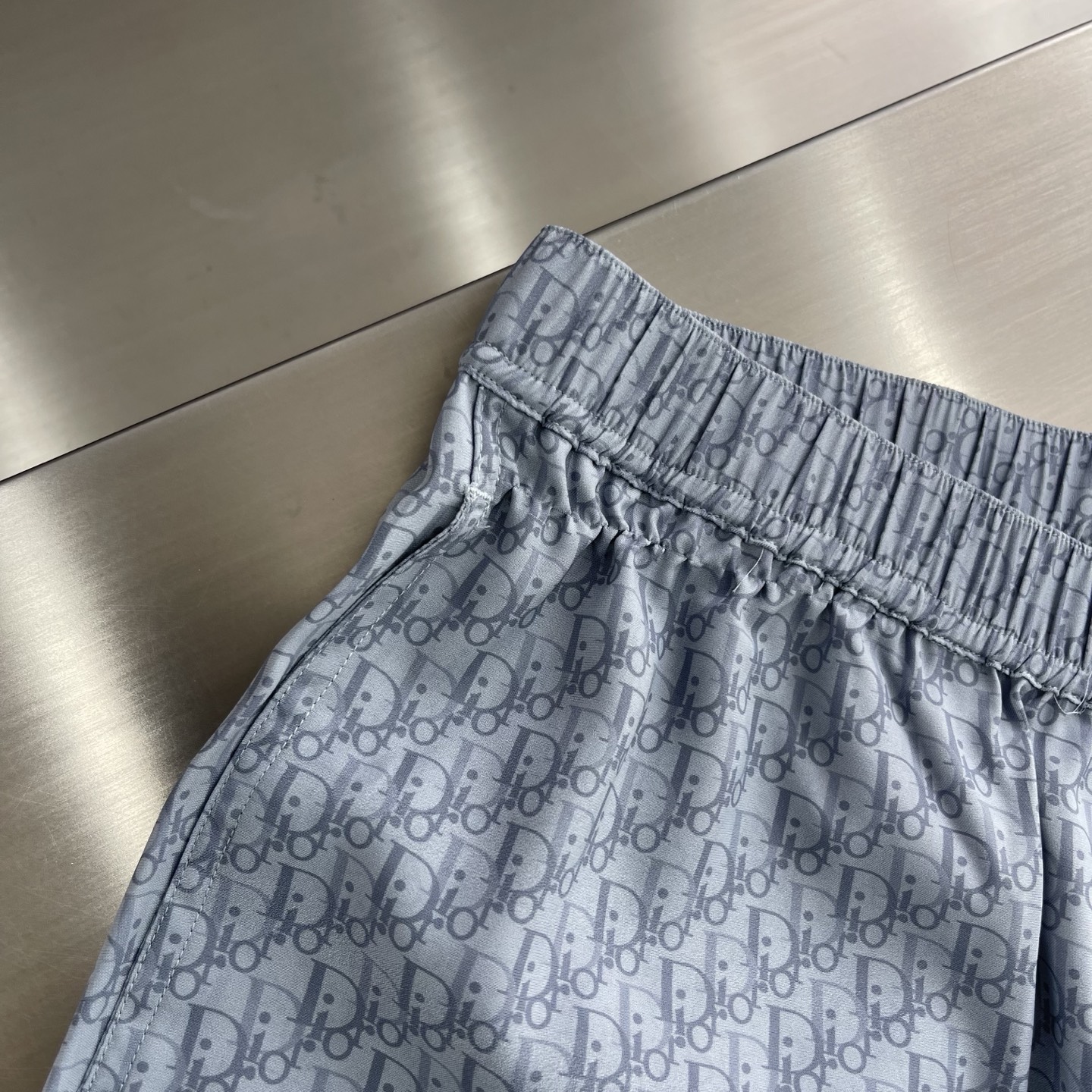 i1745923312385 1229 0 1