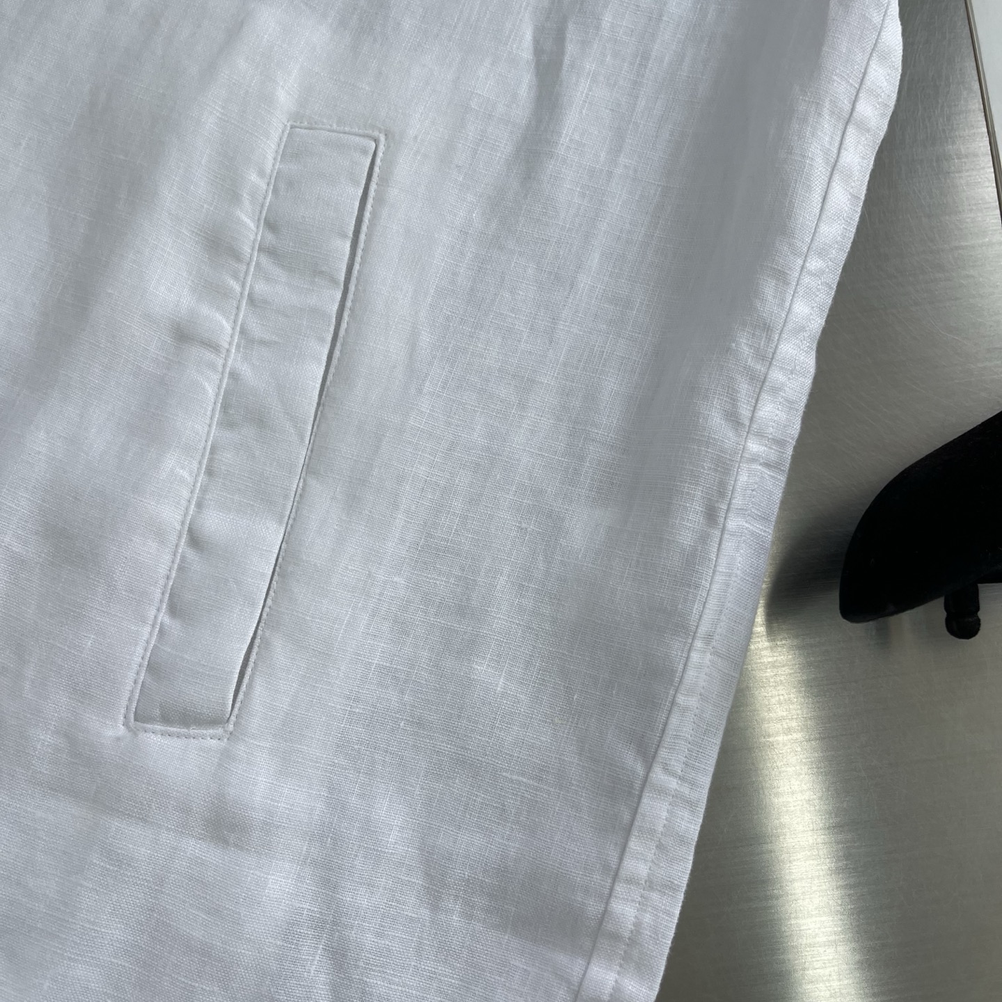 Kiton Linen Hooded Shirt: Lightweight, Breathable, and Stylish for Summer 6 i1745924095955 6082 0 3