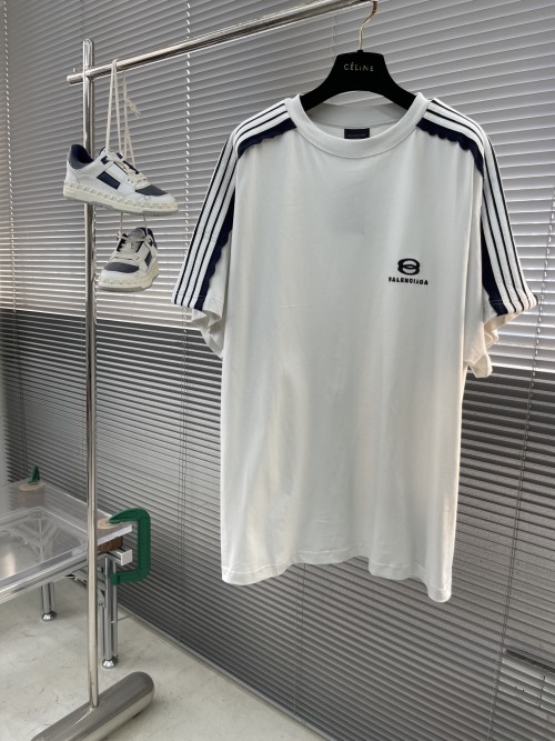 Balenciaga White Jersey T-Shirt with Stripes Detail - Medium Fit 1 Balenciaga White Jersey T-Shirt with Stripes Detail - Medium Fit