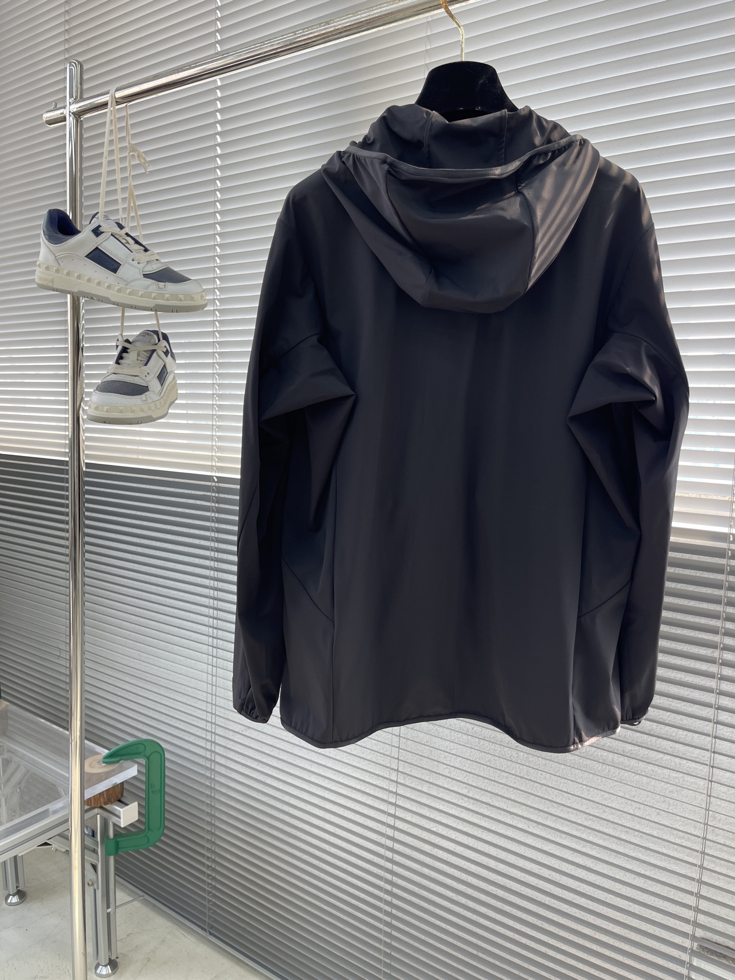 Men's Silk Blend Hooded Windbreaker Jacket - Lightweight & Breathable 8 i1745926947752 8335 0 7