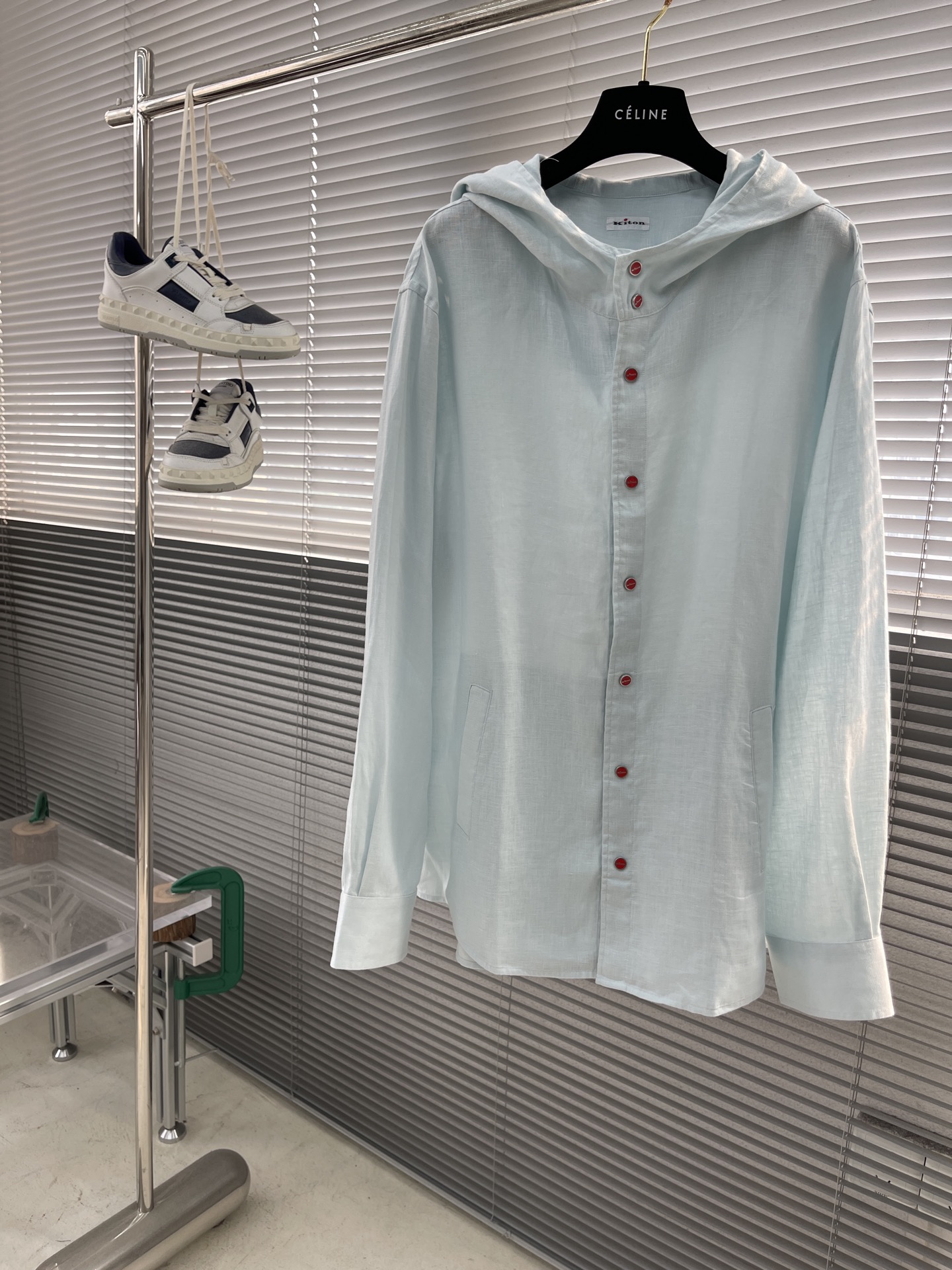 Kiton Linen Hooded Shirt with Red Button Detail - Breathable and Stylish 1 i1745927513299 3364 0 5