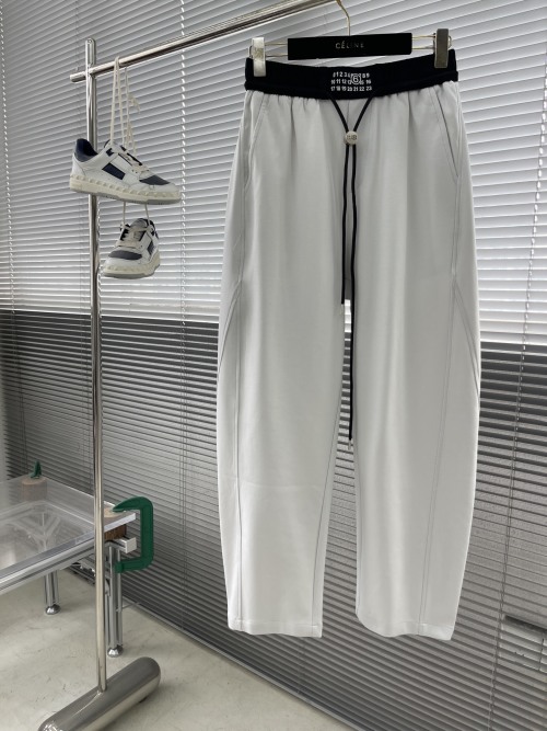 Maison Margiela 2025 Spring/Summer Cotton Blend Casual Sweatpants 1 Maison Margiela 2025 Spring/Summer Cotton Blend Casual Sweatpants