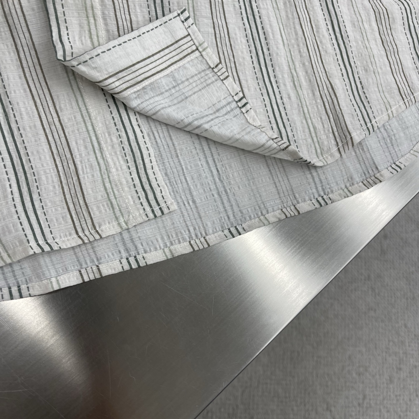 Dior Striped Short Sleeve Shirt - Lightweight & Stylish Summer Essential 7 i1746259728153 2304 0 4