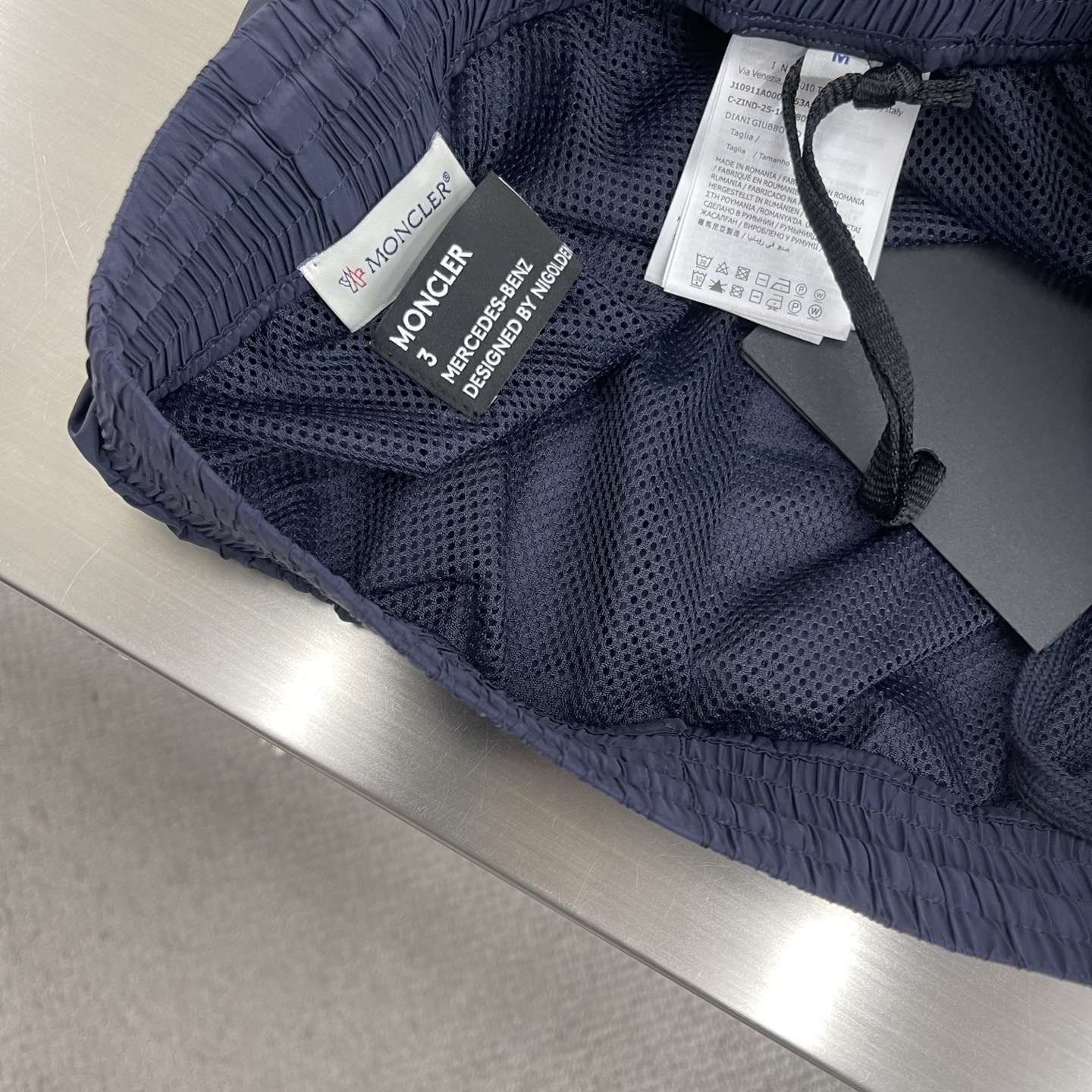 Moncler Genius Detachable Pocket Nylon Shorts | Lightweight & Packable 8 i1746259926899 3876 0 5