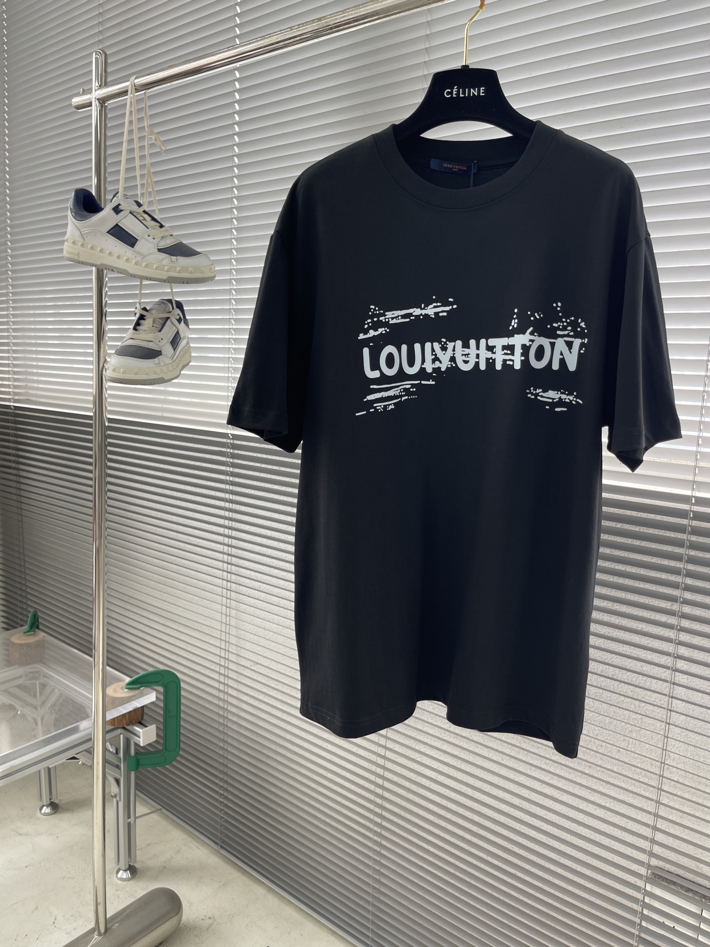 Louis Vuitton Men's 'Remember The Future' Black Cotton Graphic Print T-Shirt 1 i1746270403728 8924 0 5