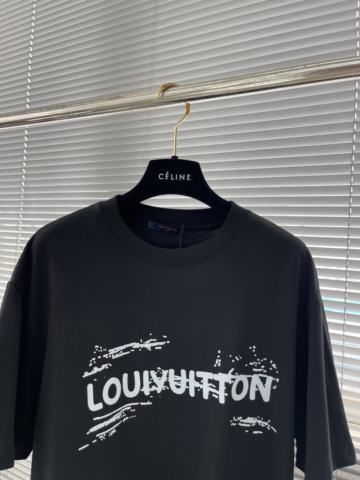 Louis Vuitton Men's 'Remember The Future' Black Cotton Graphic Print T-Shirt 3 i1746270403805 6053 0 6