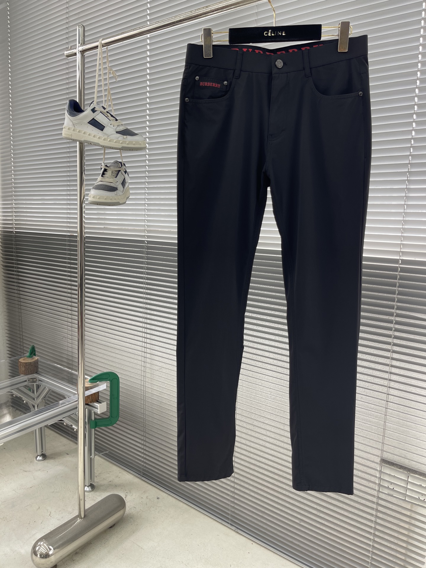 -BBR 纯正商务风格的西裤.....进口面料 休闲西裤，背后品牌...