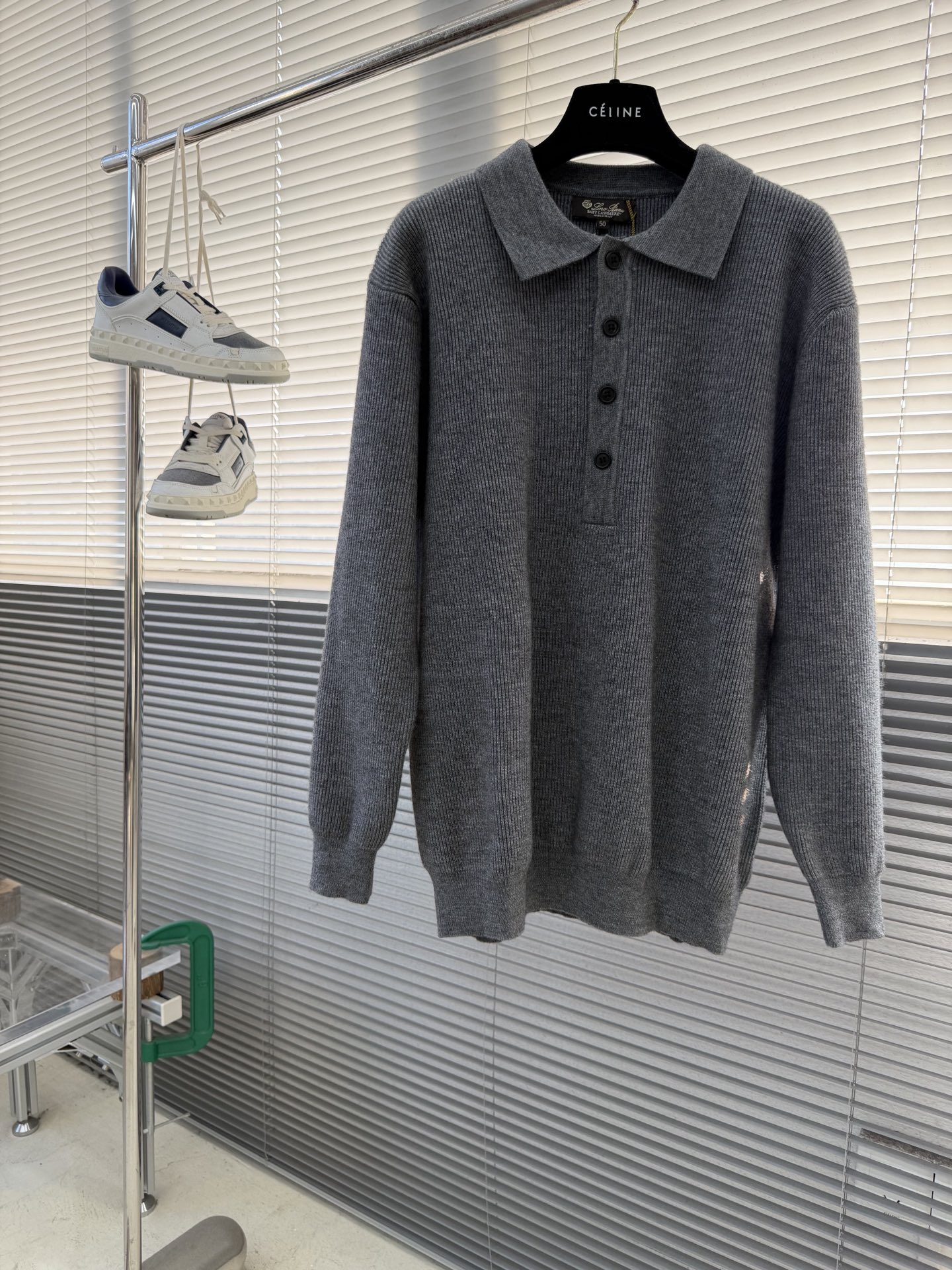 -Loro Piana 秋冬新品休闲翻领羊毛长袖Polo衫精选优质羊毛材质，柔软亲肤，细腻舒适，如同被温