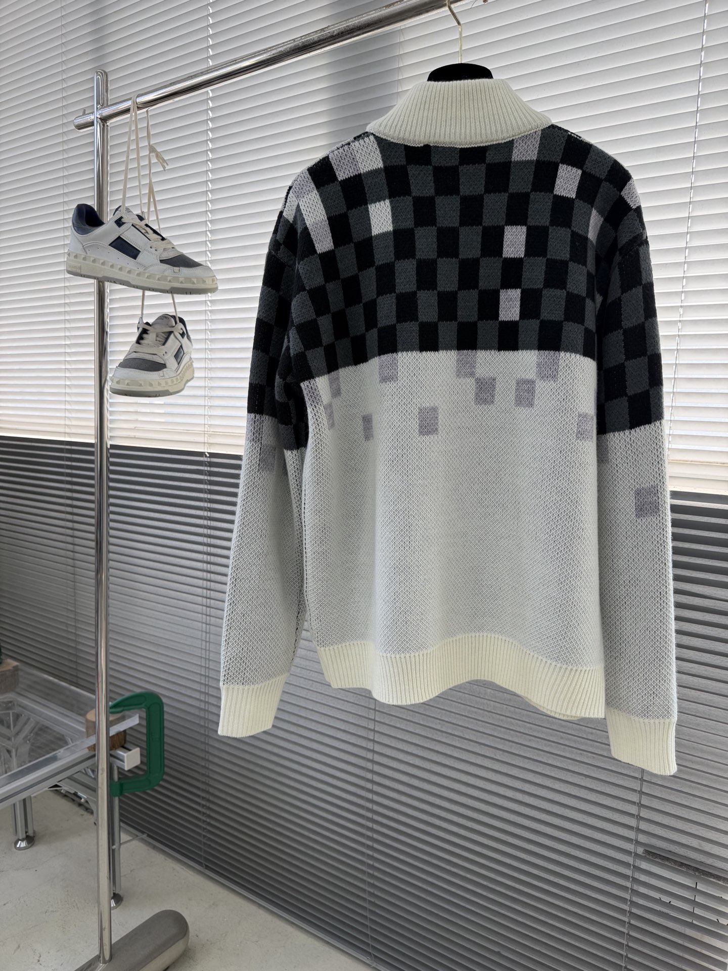 -驴牌 2025fw秋冬新款男女同款高克重针织开衫，配色标识条纹工艺设计！钩织标识条纹修饰，设计经典配色