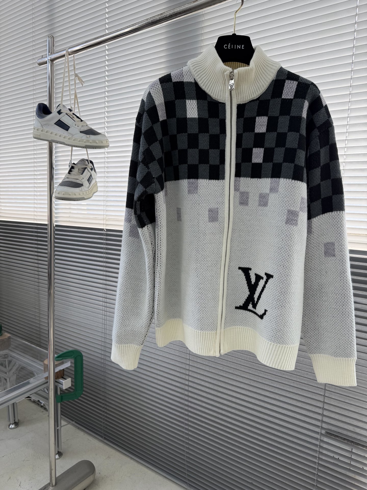 -驴牌 2025fw秋冬新款男女同款高克重针织开衫，配色标识条纹工艺设计！钩织标识条纹修饰，设计经典配色