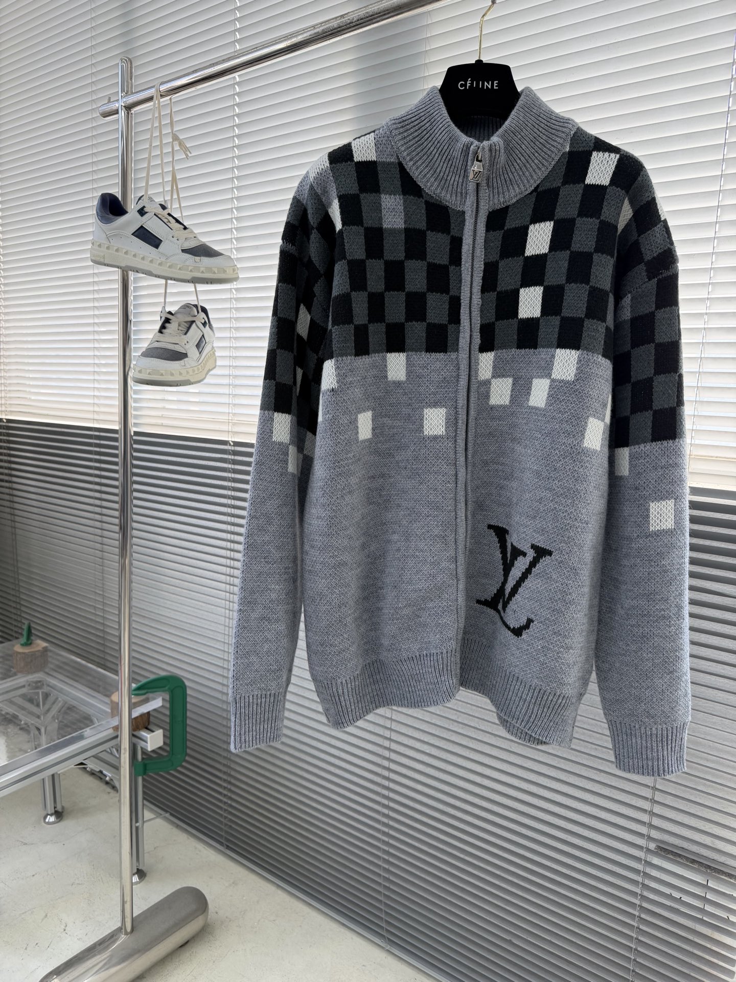 -驴牌 2025fw秋冬新款男女同款高克重针织开衫，配色标识条纹工艺设计！钩织标识条纹修饰，设计经典配色