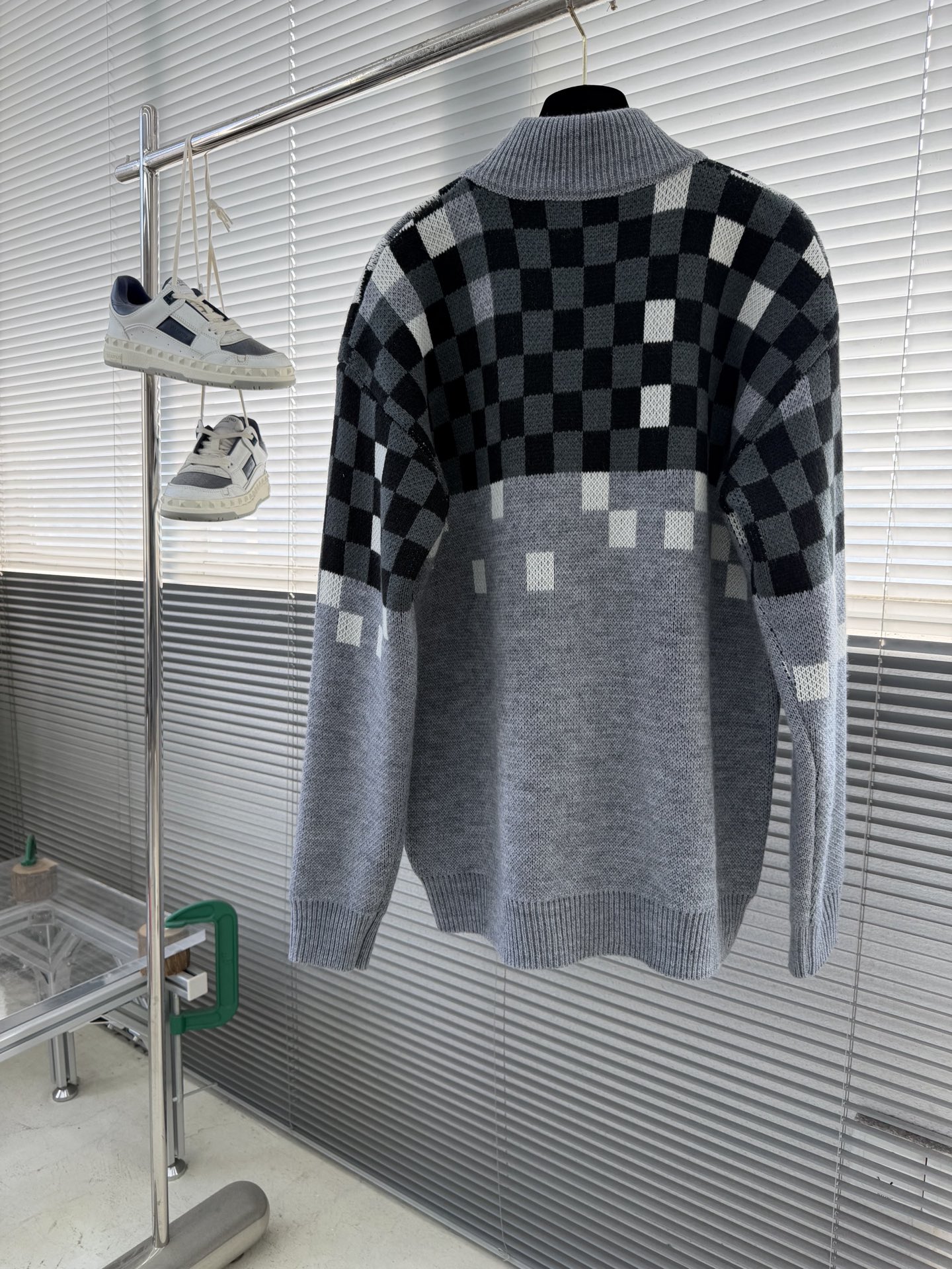 -驴牌 2025fw秋冬新款男女同款高克重针织开衫，配色标识条纹工艺设计！钩织标识条纹修饰，设计经典配色