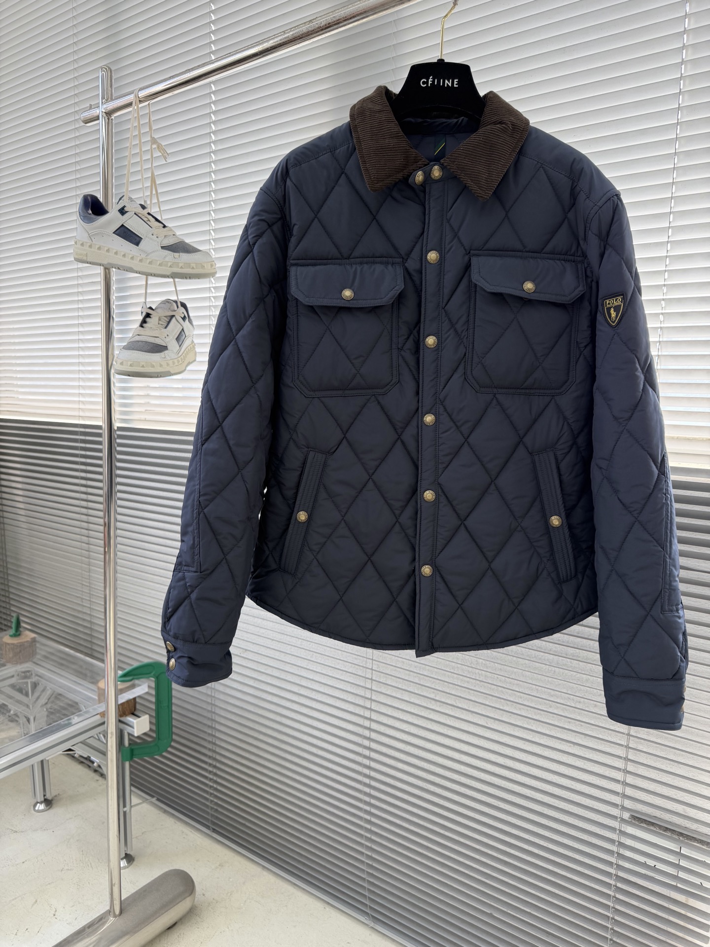 -Ralp🆕h Lauren 经典菱格绗棉夹克以复古工装为灵感，融合当代英伦格调，进口机压菱格绗缝精准对