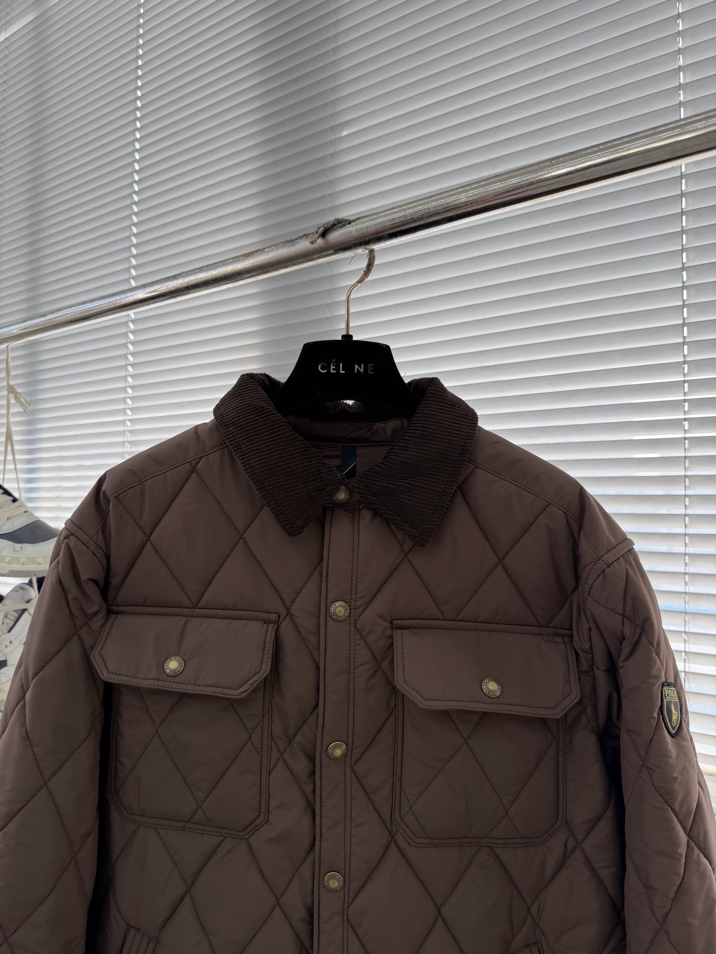 -Ralp🆕h Lauren 经典菱格绗棉夹克以复古工装为灵感，融合当代英伦格调，进口机压菱格绗缝精准对