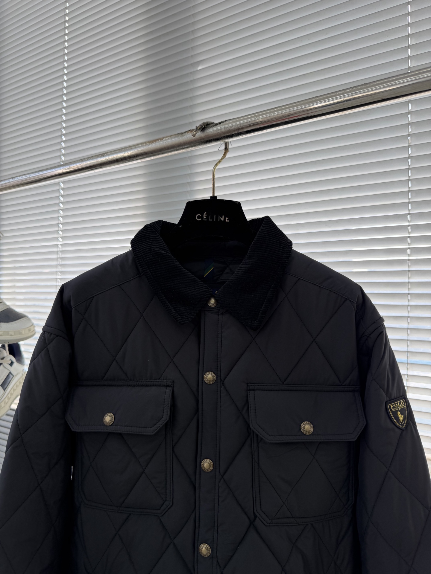 -Ralp🆕h Lauren 经典菱格绗棉夹克以复古工装为灵感，融合当代英伦格调，进口机压菱格绗缝精准对