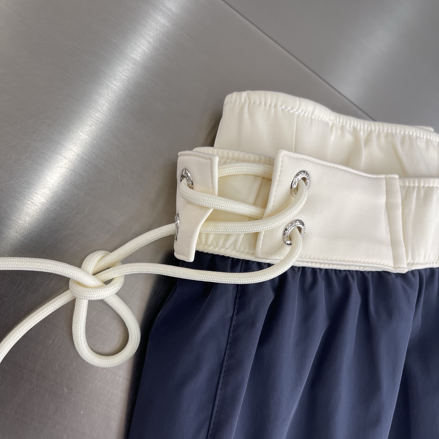 -mon 26ss 徽标logo抽绳系带 泳裤 男女同款 码数：S. M. L. XL裤长4647484