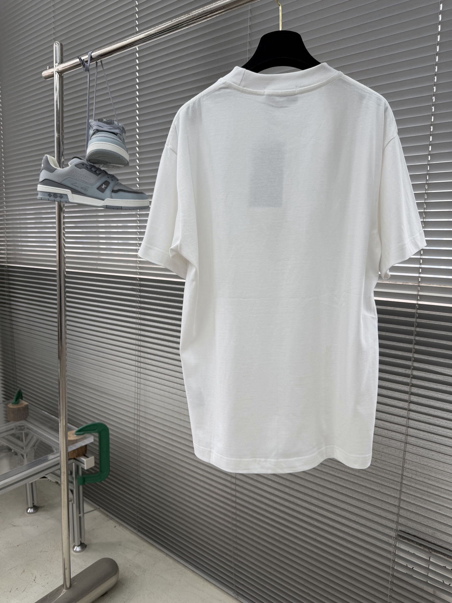 -mon。 2026春夏新款 280克短袖t恤 宽松版型男女同款 尺码 ：S M L XL XXL