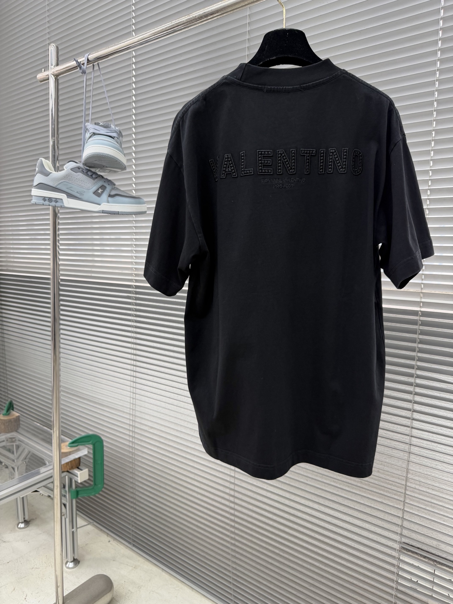 -VLTN 2026春夏新款 重工中空绣花 300克短袖t恤 宽松版型男女同款 尺码 ：S M L XL