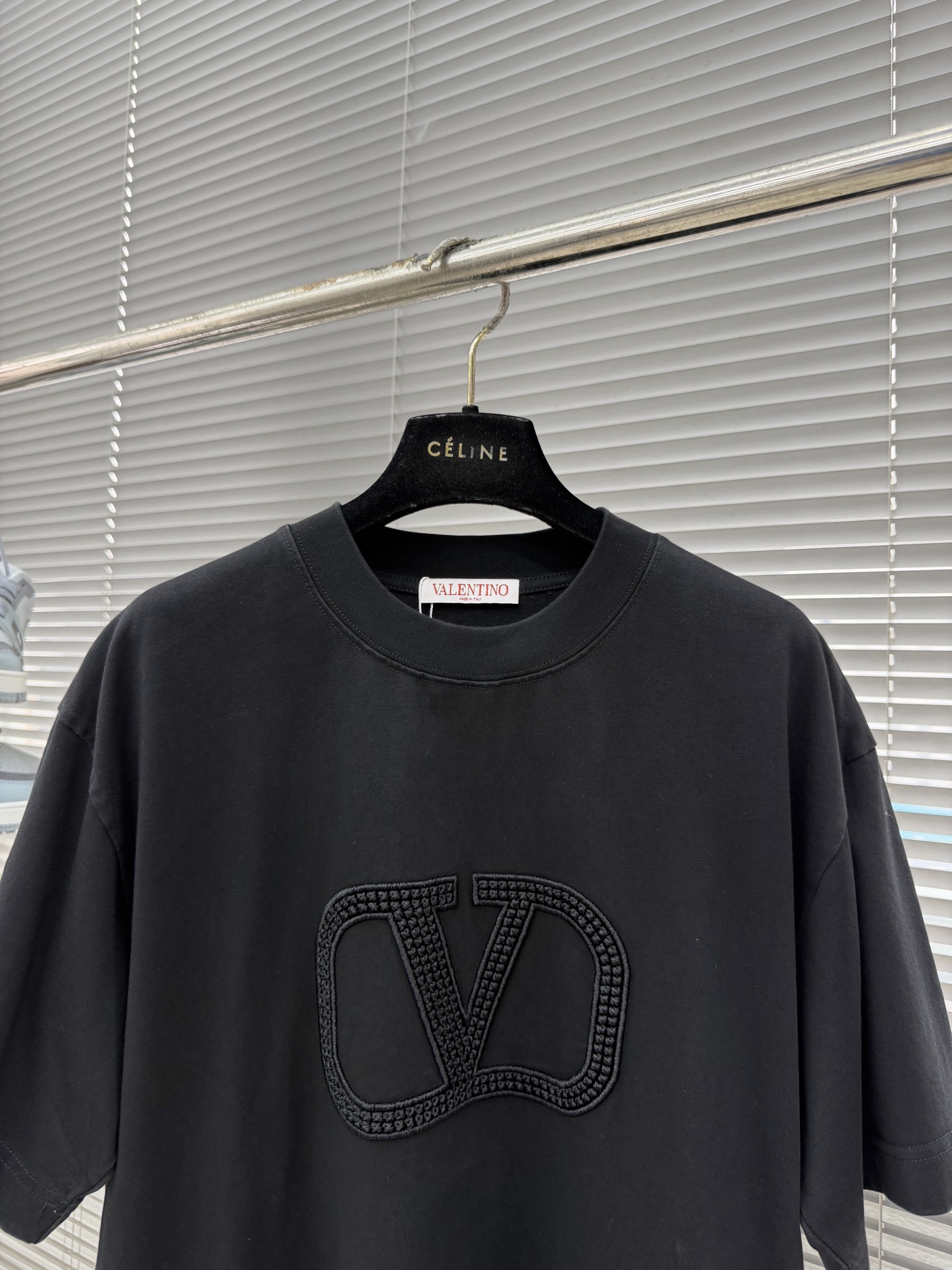 -VLTN 2026春夏新款 重工中空绣花 300克短袖t恤 宽松版型男女同款 尺码 ：S M L XL