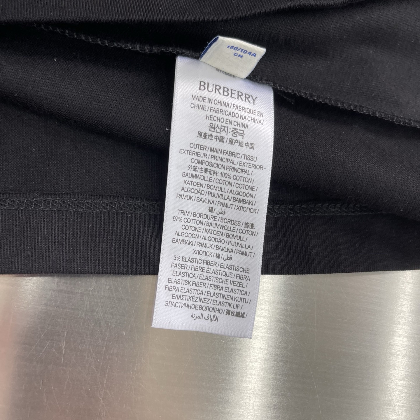 -BBR 26ss春夏新款战马刺绣T 恤衫，选用平织棉面料打造，呈现休闲版型。融入 Bur 马术骑士徽标