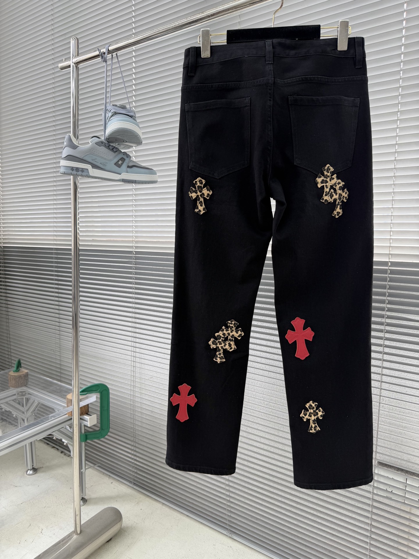 -CH 克罗心 十字豹纹牛仔长裤众所周知chromehearts牛仔裤会采用vintageLevis牛仔