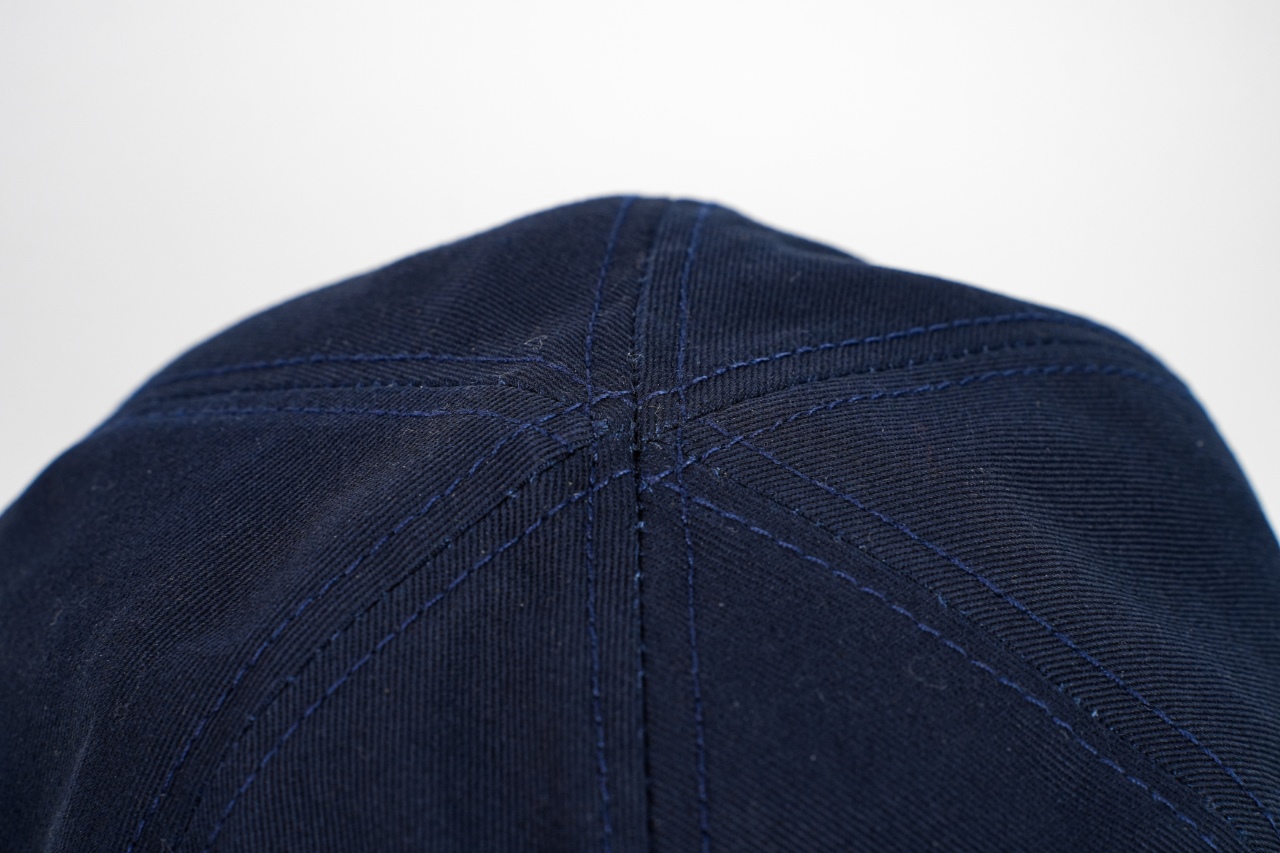 140 miumiu 鸭舌帽 全棉材质可调节 适合头围56-61cm 难怪富家千金少爷最爱 6k一个的棒球帽