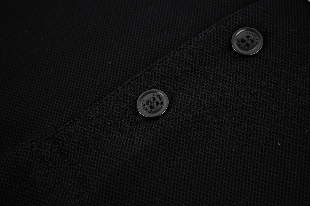 240 巴宝莉25027 黑色长袖POLO衫