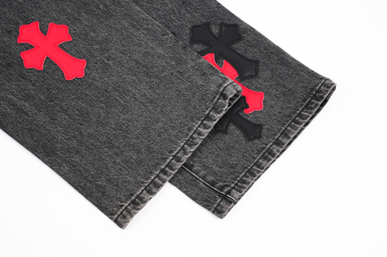 克罗心牛仔长裤 不同水洗质感的款式 对腿细腿粗人士十分友好 微喇的版型十分修饰腿型