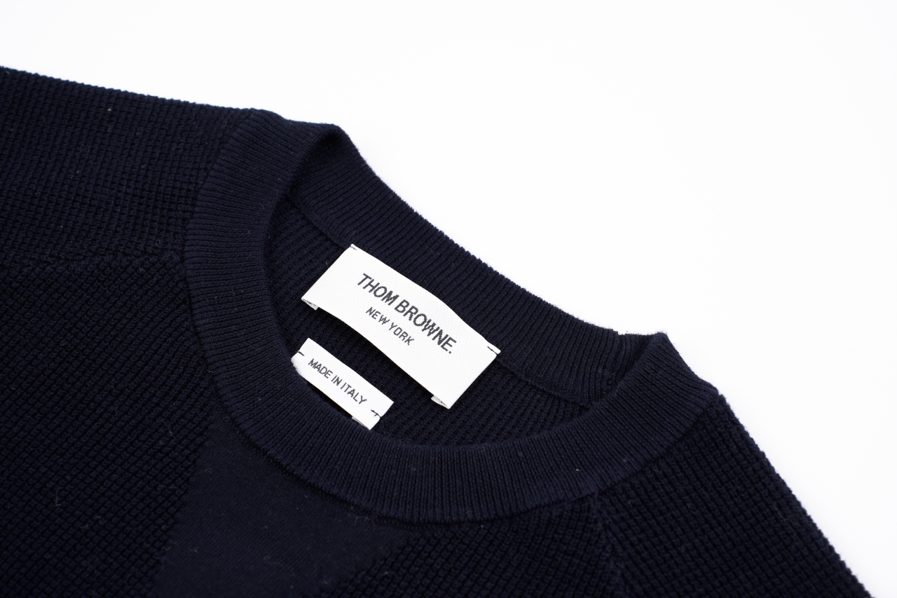 TB 25 领口三角圆领毛衣 -藏青色