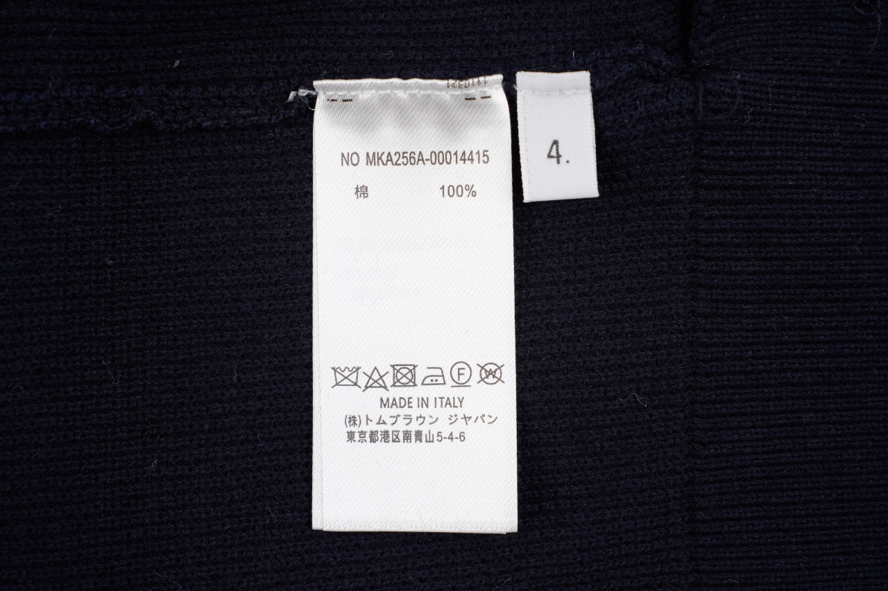 TB 25 领口三角圆领毛衣 -藏青色