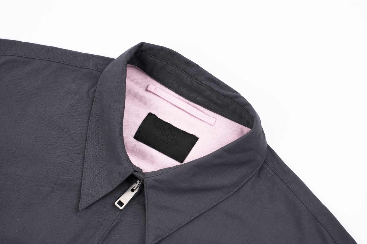 Prada/普拉达 25 小标灰粉夹克外套