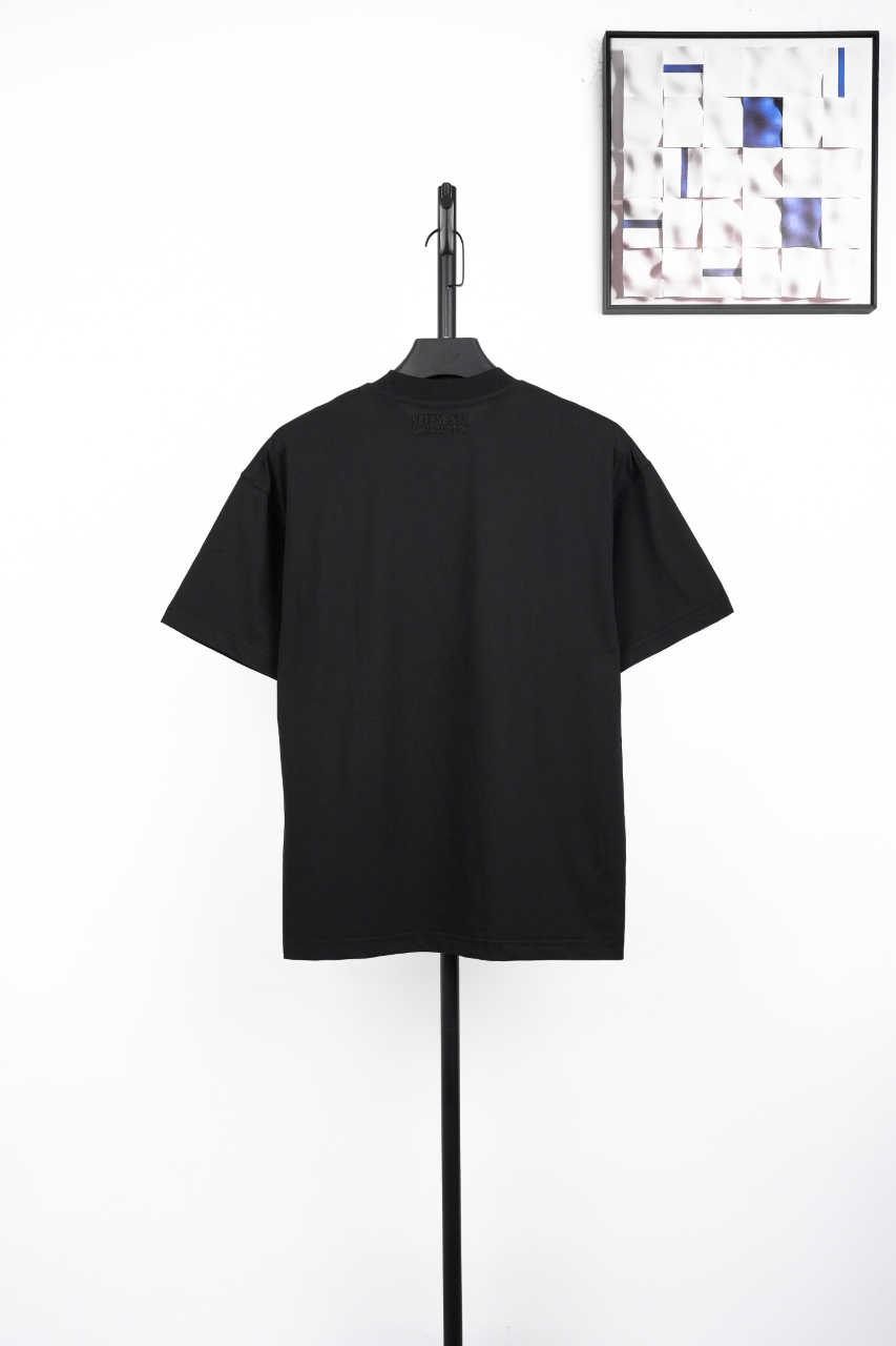 160 Vetements草写标语logo字母刺绣短袖T恤 黑色