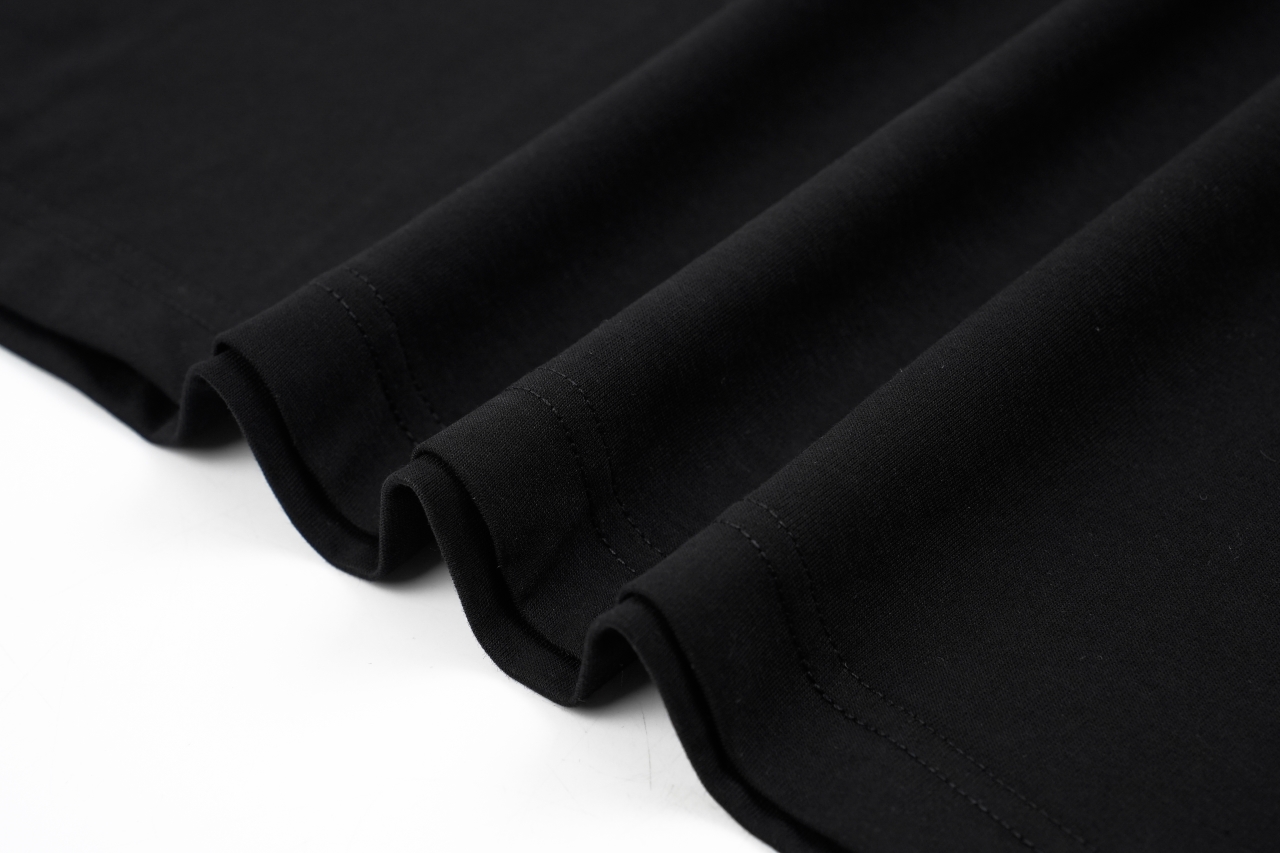 160 Vetements草写标语logo字母刺绣短袖T恤 黑色