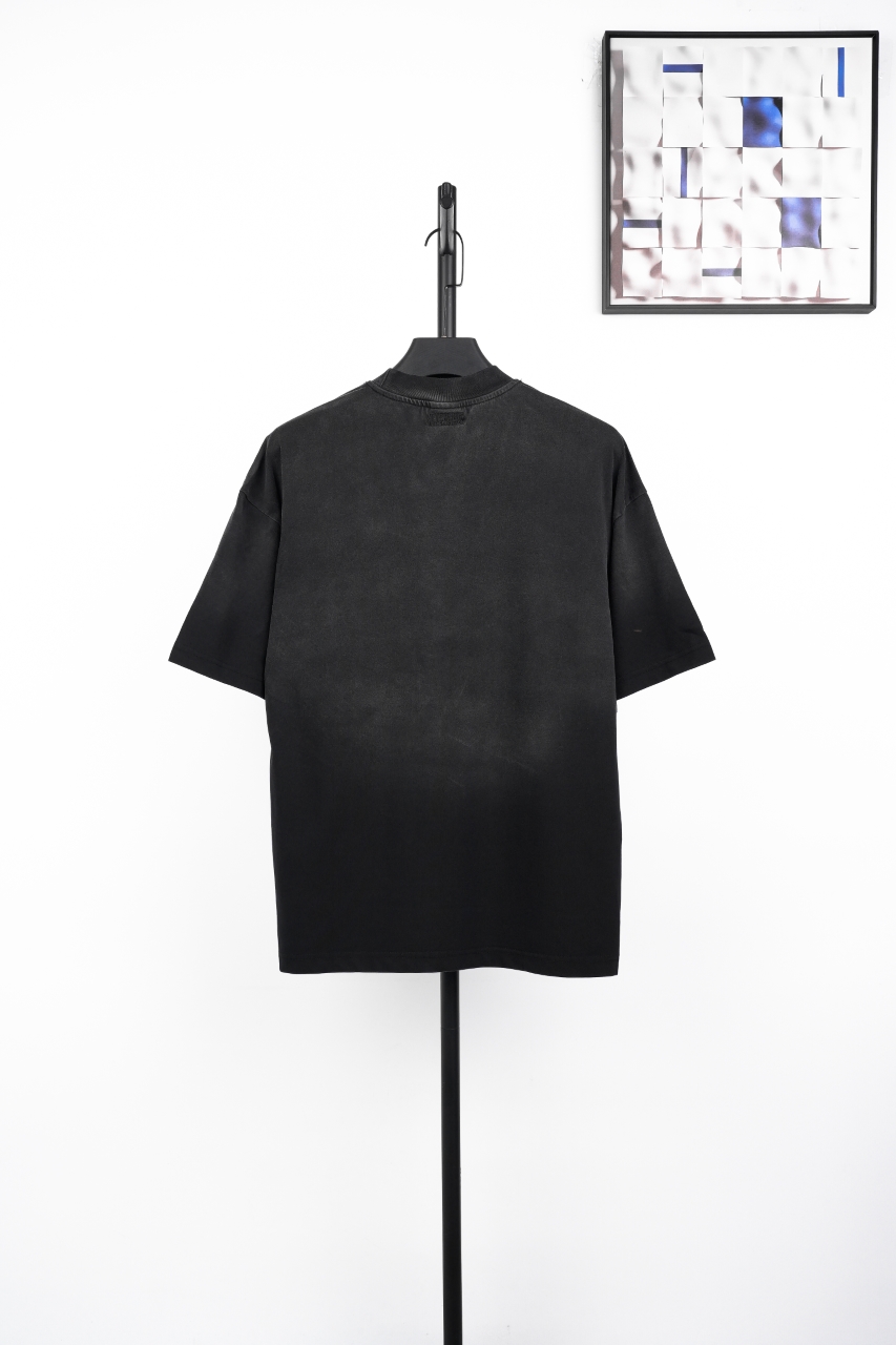 200 VETEMENTS解构拼接风格做旧短袖T恤 做旧黑